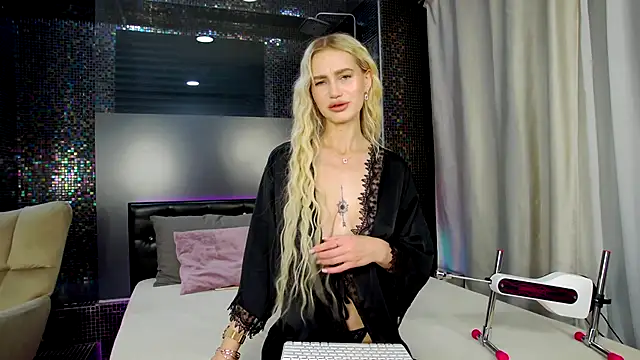 KristinaDane online show from October 12, 2025, 3:05 am