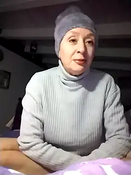 Snapshot of divinaerotica chatting on January 16, 2026, 4:44 pm divinaerotica online show from January 16, 2026, 4:44 pm