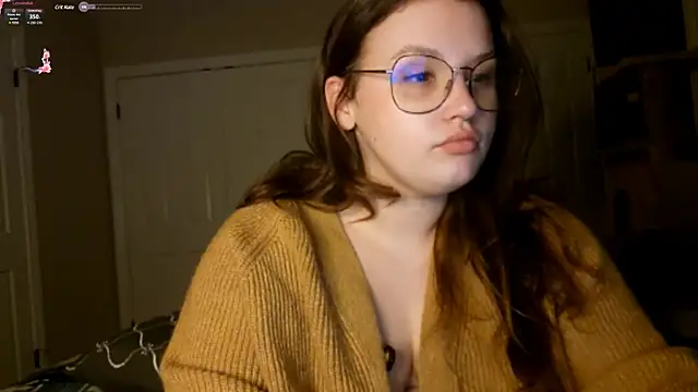Snapshot of MrsJess chatting on March 12, 2025, 2:20 am MrsJess online show from March 12, 2025, 2:20 am