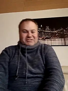 Snapshot of Pourleplasirs chatting on November 14, 2025, 1:04 am Pourleplasirs online show from November 14, 2025, 1:04 am