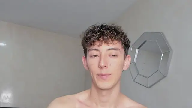 miketwink online show from November 13, 2025, 9:58 pm