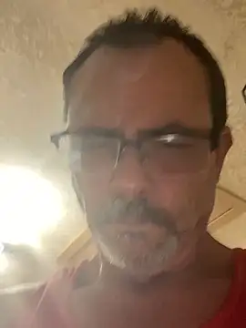 Snapshot of Crackerg73 chatting on October 25, 2025, 6:46 pm Crackerg73 online show from October 25, 2025, 6:46 pm