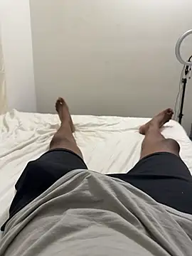 Snapshot of jhonnes_ chatting on February 25, 2025, 4:14 am jhonnes online show from February 25, 2025, 4:14 am