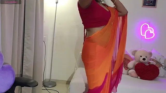 MISS MYRA online show from March 27, 2026, 5:45 pm