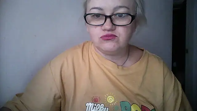 Snapshot of Mayya4321 chatting on October 12, 2025, 7:07 am Mayya4321 online show from October 12, 2025, 7:07 am