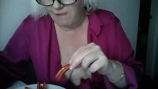 Snapshot of Mayya4321 chatting on October 22, 2025, 10:37 am Mayya4321 online show from October 22, 2025, 10:37 am