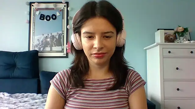 LariceSexy online show from October 7, 2025, 12:13 pm