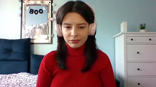 LariceSexy online show from November 6, 2025, 1:12 pm