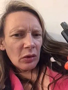 Snapshot of blondey206 chatting on March 5, 2026, 7:15 am blondey206 online show from March 5, 2026, 7:15 am