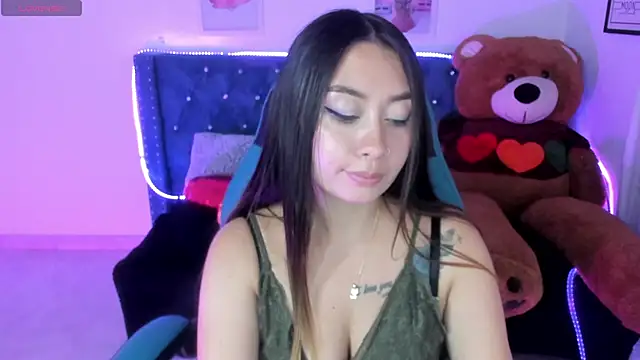 Snapshot of miss_isabella_m chatting on February 17, 2025, 4:04 pm miss isabella m online show from February 17, 2025, 4:04 pm