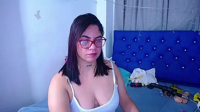 Snapshot of hornny_cougar chatting on September 26, 2025, 3:21 am hornny cougar online show from September 26, 2025, 3:21 am