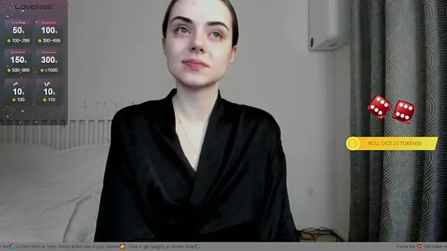 Snapshot of Hustle_Babyy chatting on November 7, 2025, 1:55 pm Hustle Babyy online show from November 7, 2025, 1:55 pm