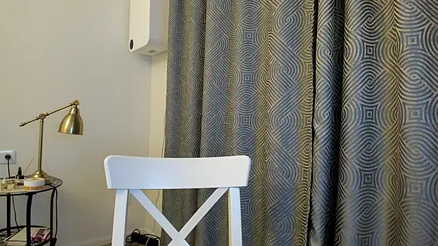 Snapshot of Hustle_Babyy chatting on February 12, 2026, 6:14 pm Hustle Babyy online show from February 12, 2026, 6:14 pm