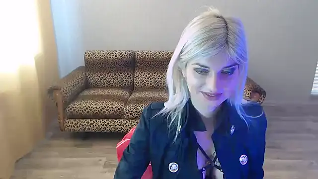 SexyBeatriice online show from February 17, 2025, 7:26 am