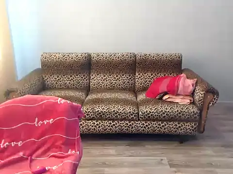 SexyBeatriice online show from September 28, 2025, 6:19 am