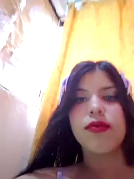 Angela Sophie online show from October 10, 2025, 5:01 pm