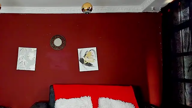 Snapshot of SOPHI_WOLFF chatting on March 12, 2025, 8:10 pm SOPHI WOLFF online show from March 12, 2025, 8:10 pm