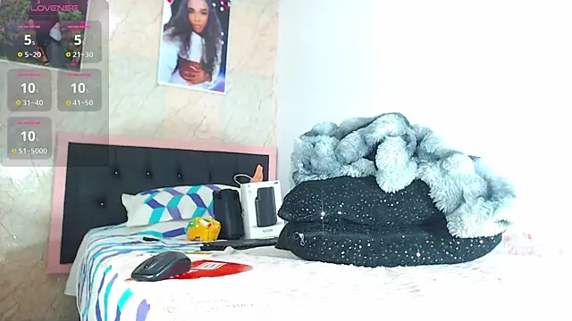 k stormi  online show from December 16, 2025, 10:42 am