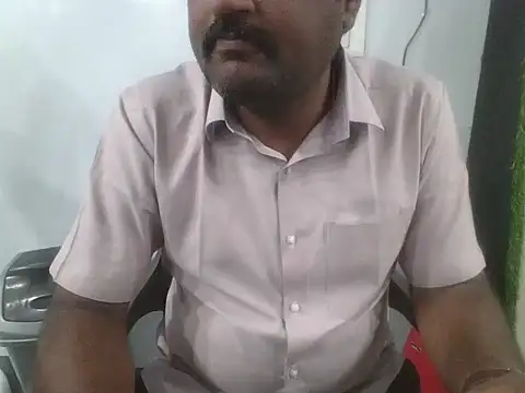 Snapshot of mathavan2006 chatting on October 21, 2025, 1:45 pm mathavan2006 online show from October 21, 2025, 1:45 pm