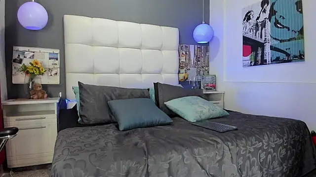 Thomas May4rs online show from February 27, 2025, 4:09 am