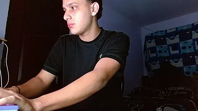 Thomas May4rs online show from November 20, 2025, 9:42 am