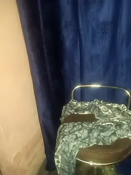 Snapshot of angel-cinderella chatting on February 23, 2025, 9:44 am angel-cinderella online show from February 23, 2025, 9:44 am