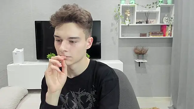 Snapshot of avegothy- chatting on January 30, 2025, 11:44 am avegothy- online show from January 30, 2025, 11:44 am