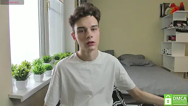 Snapshot of avegothy- chatting on March 4, 2025, 10:46 am avegothy- online show from March 4, 2025, 10:46 am