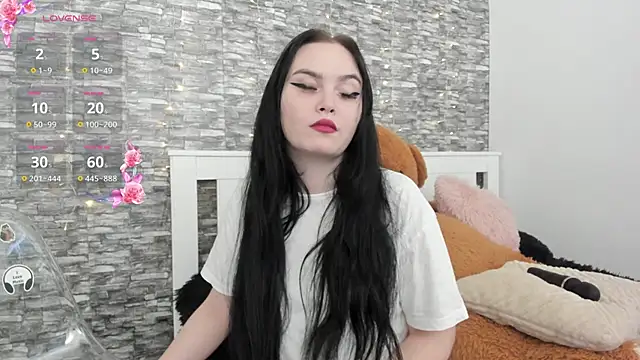 KairraPotts online show from October 15, 2025, 7:47 pm