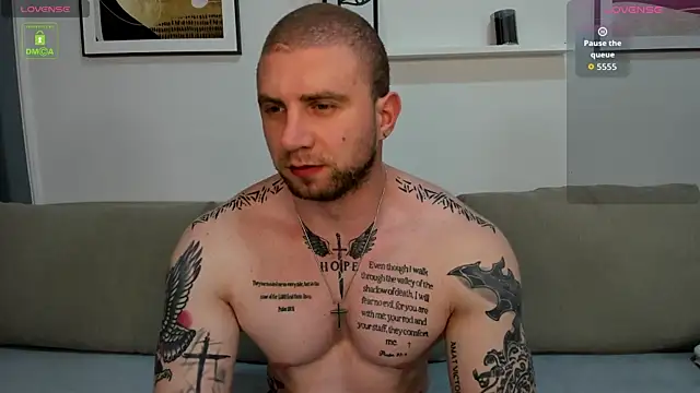 Snapshot of Gerard_Finbar chatting on December 19, 2025, 6:20 am Gerard Finbar online show from December 19, 2025, 6:20 am