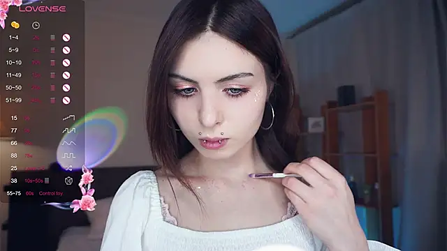 Snapshot of ErlinaBuoy chatting on February 25, 2025, 5:15 pm ErlinaBuoy online show from February 25, 2025, 5:15 pm