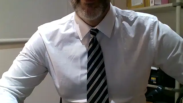 66MA69 online show from November 3, 2025, 12:46 am