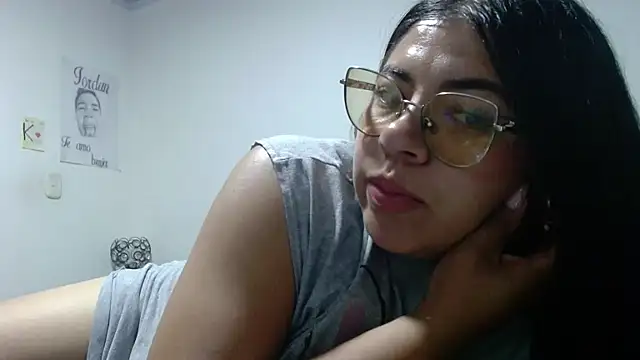 viccky vick online show from June 4, 2026, 3:12 am