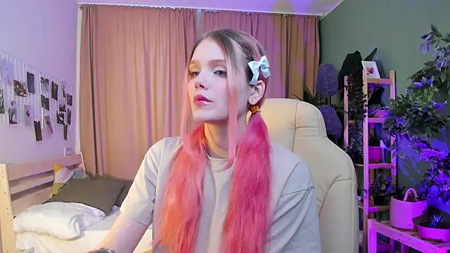 Snapshot of Gretchen_Mol chatting on January 11, 2026, 7:35 am Gretchen Mol online show from January 11, 2026, 7:35 am