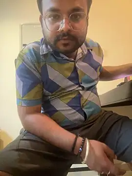 Snapshot of SoloChill chatting on February 14, 2026, 3:14 am SoloChill online show from February 14, 2026, 3:14 am