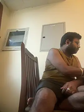 Snapshot of SoloChill chatting on February 26, 2026, 11:15 pm SoloChill online show from February 26, 2026, 11:15 pm