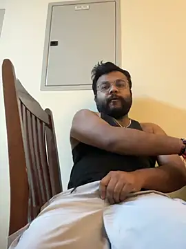 Snapshot of SoloChill chatting on March 3, 2026, 1:45 am SoloChill online show from March 3, 2026, 1:45 am