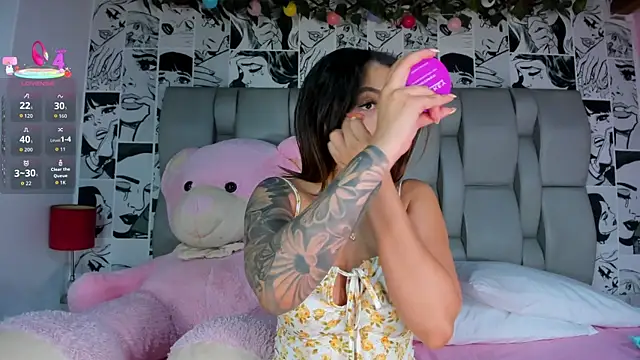 Snapshot of LucyRosse chatting on January 11, 2026, 11:15 am LucyRosse online show from January 11, 2026, 11:15 am