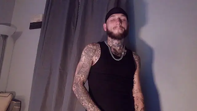 Snapshot of cruz815 chatting on October 26, 2025, 4:07 am cruz815 online show from October 26, 2025, 4:07 am