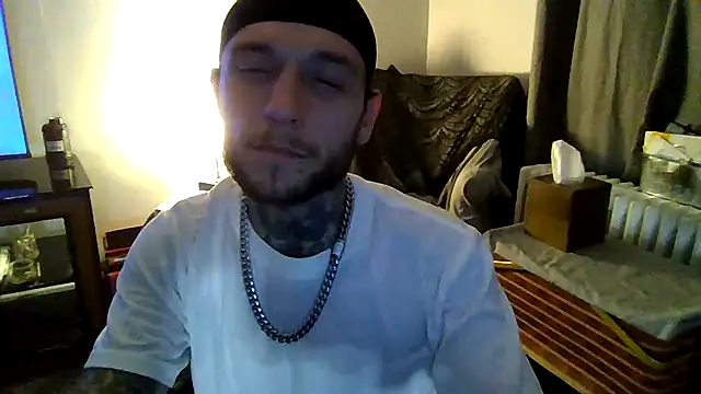 Snapshot of cruz815 chatting on December 20, 2025, 1:12 am cruz815 online show from December 20, 2025, 1:12 am