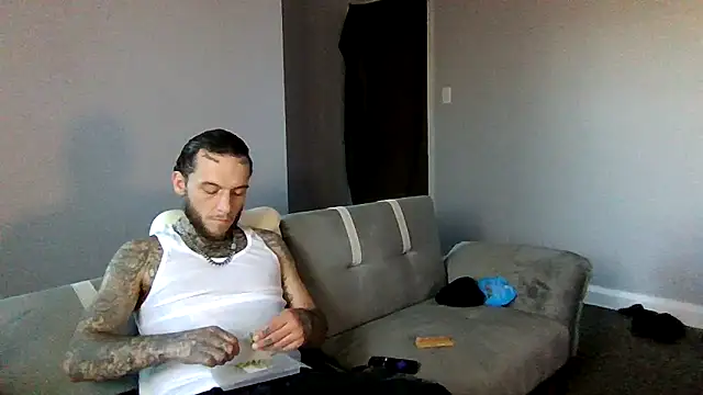 Snapshot of cruz815 chatting on January 7, 2026, 9:28 pm cruz815 online show from January 7, 2026, 9:28 pm