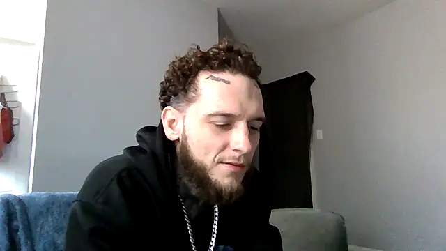 Snapshot of cruz815 chatting on March 9, 2026, 4:00 pm cruz815 online show from March 9, 2026, 4:00 pm