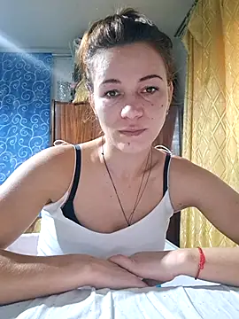 Snapshot of Belladonna253 chatting on October 30, 2025, 5:53 am Belladonna253 online show from October 30, 2025, 5:53 am