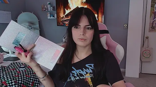 Snapshot of princesselysia chatting on February 20, 2026, 7:36 pm princesselysia online show from February 20, 2026, 7:36 pm