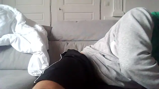 Snapshot of Zer_oki chatting on September 24, 2025, 9:12 am Zer oki online show from September 24, 2025, 9:12 am