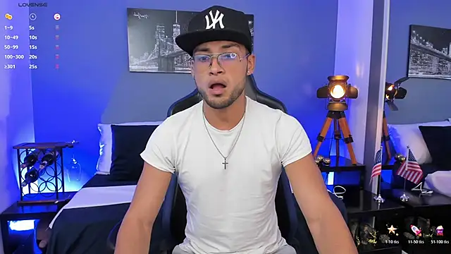 Snapshot of Max_Conor1 chatting on February 27, 2026, 12:54 am Max Conor1 online show from February 27, 2026, 12:54 am