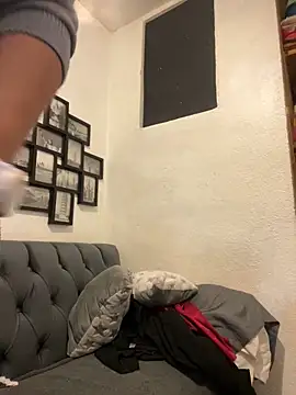 Snapshot of MirandaLatinaLovely chatting on November 16, 2025, 4:07 am MirandaLatinaLovely online show from November 16, 2025, 4:07 am