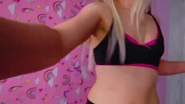 TwerkingCheerleader online show from June 11, 2026, 8:07 pm