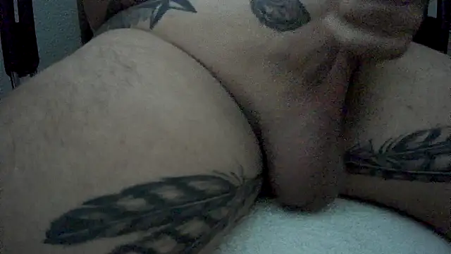 BOOTS online show from December 13, 2024, 1:33 pm