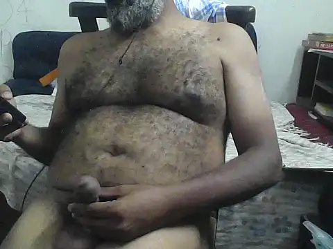 awesomeroc123 online show from July 15, 2026, 7:19 pm